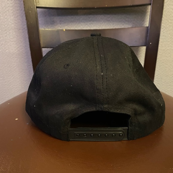 Active Classic SnapBack Hat - Picture 4 of 6